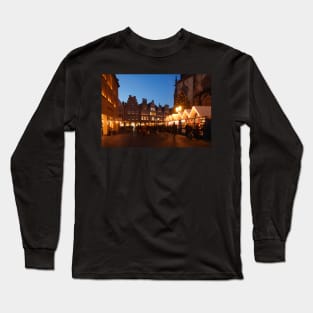 Gabled houses, Prinzipalmarkt, Christmas market, Munster, city, Westphalia Long Sleeve T-Shirt